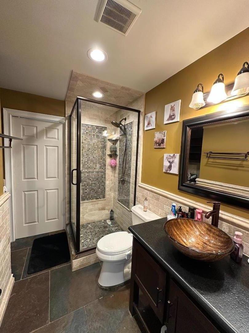Detail Gallery Image 5 of 41 For 50950 Pine Canyon Rd, King City,  CA 93930 - 4 Beds | 2 Baths