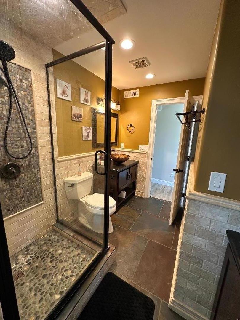 Detail Gallery Image 6 of 41 For 50950 Pine Canyon Rd, King City,  CA 93930 - 4 Beds | 2 Baths
