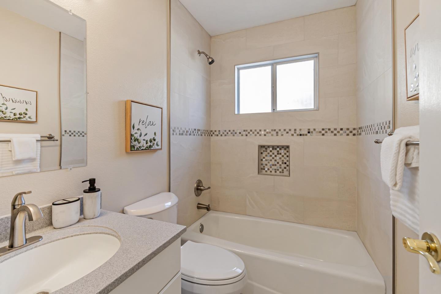 Detail Gallery Image 28 of 42 For 4034 Yellowstone Dr, San Jose,  CA 95130 - 3 Beds | 2 Baths