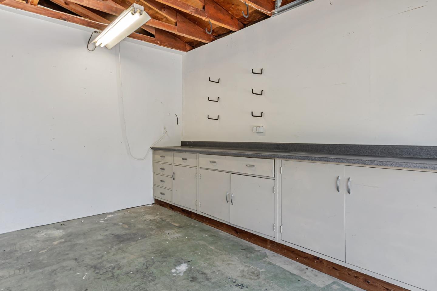 Detail Gallery Image 32 of 42 For 4034 Yellowstone Dr, San Jose,  CA 95130 - 3 Beds | 2 Baths