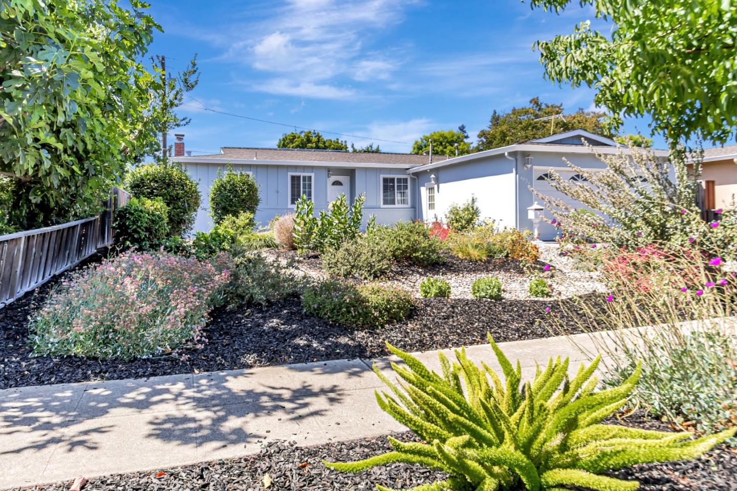 Detail Gallery Image 4 of 42 For 4034 Yellowstone Dr, San Jose,  CA 95130 - 3 Beds | 2 Baths