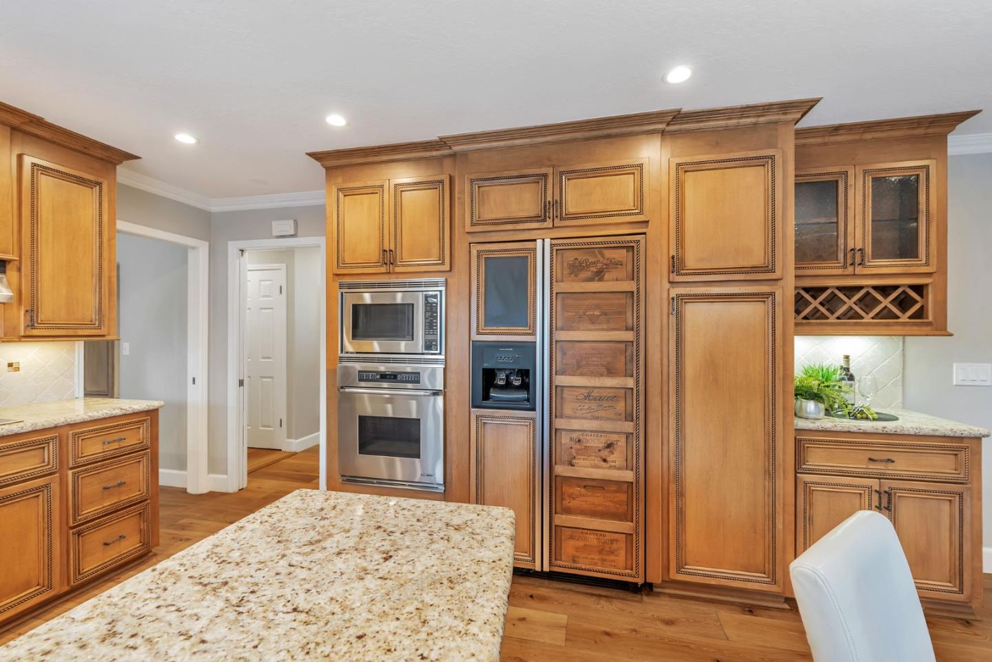 Detail Gallery Image 10 of 42 For 2822 via Carmen, San Jose,  CA 95124 - 3 Beds | 2 Baths