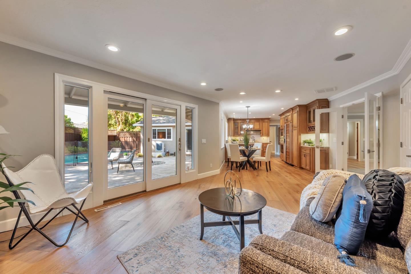 Detail Gallery Image 17 of 42 For 2822 via Carmen, San Jose,  CA 95124 - 3 Beds | 2 Baths