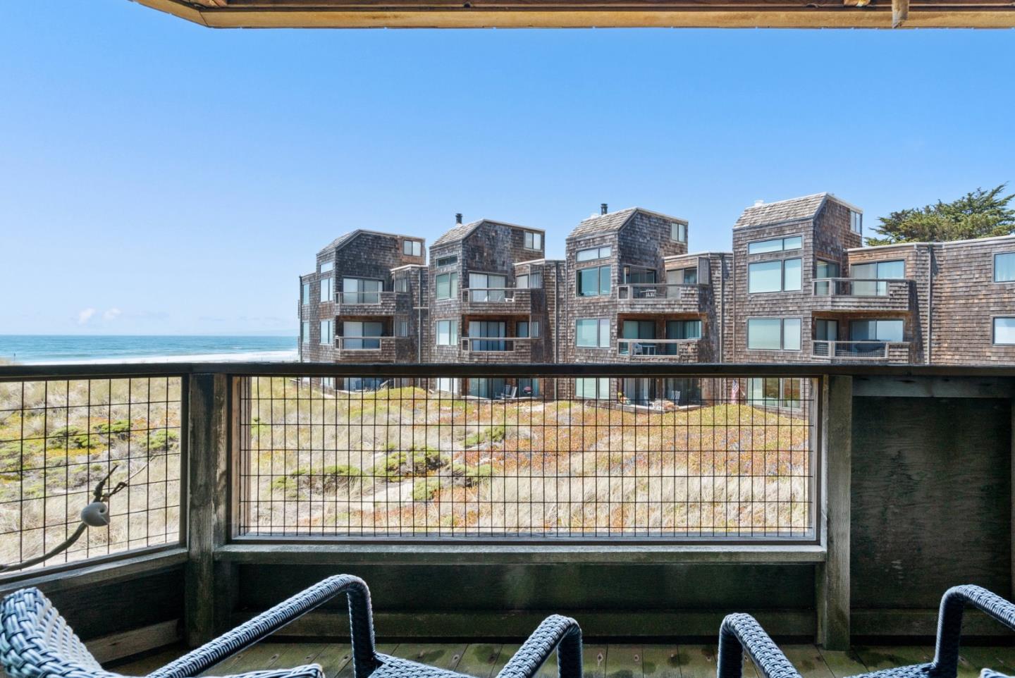 Detail Gallery Image 6 of 29 For 101 Shell Dr #227,  Watsonville,  CA 95076 - 2 Beds | 2 Baths