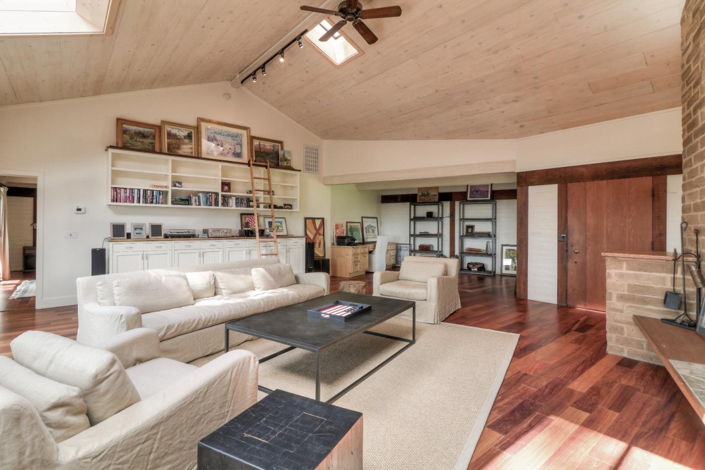 Detail Gallery Image 20 of 105 For 500 El Caminito Rd, Carmel Valley,  CA 93924 - 7 Beds | 7/1 Baths