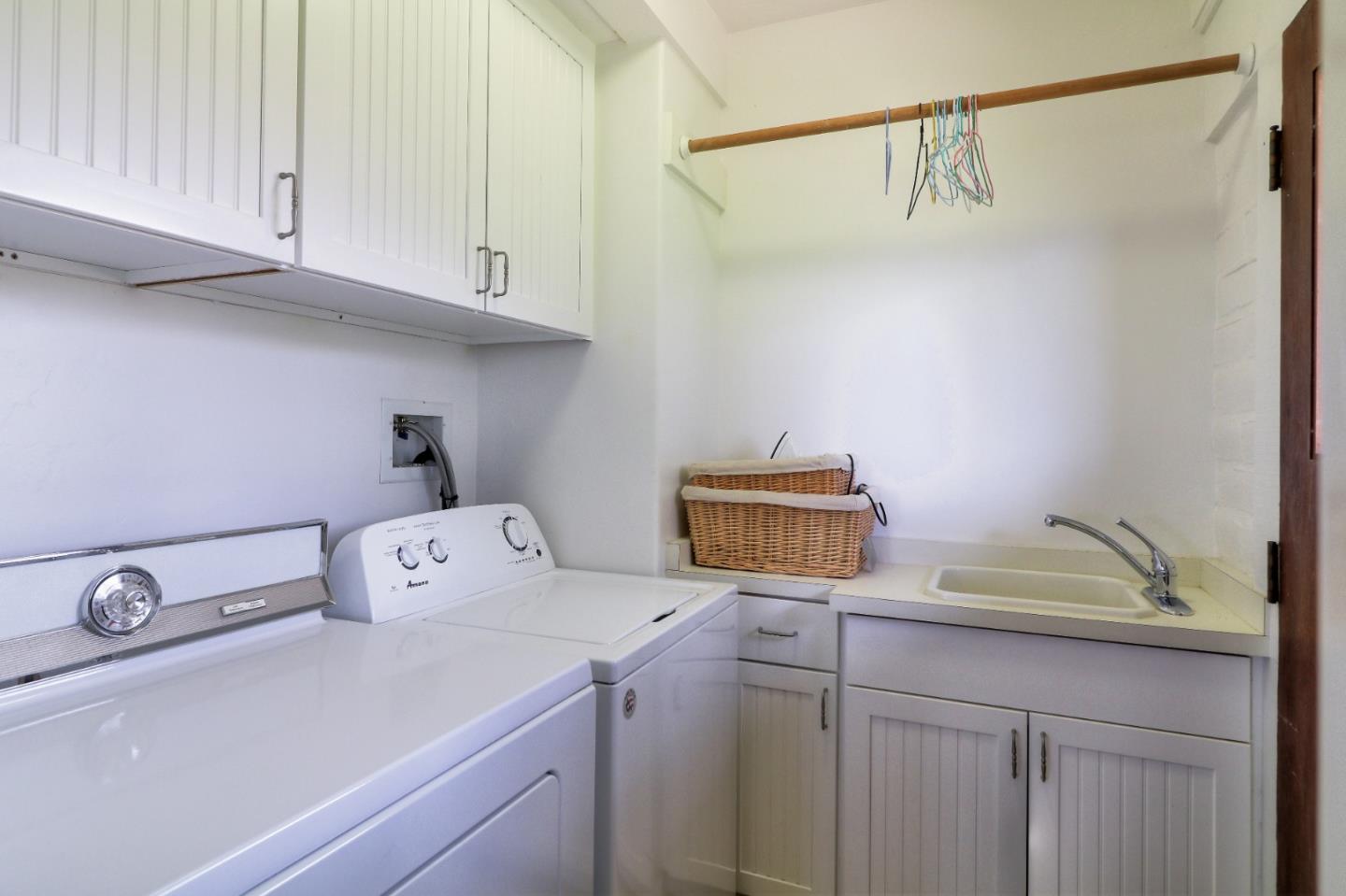Detail Gallery Image 45 of 105 For 500 El Caminito Rd, Carmel Valley,  CA 93924 - 7 Beds | 7/1 Baths