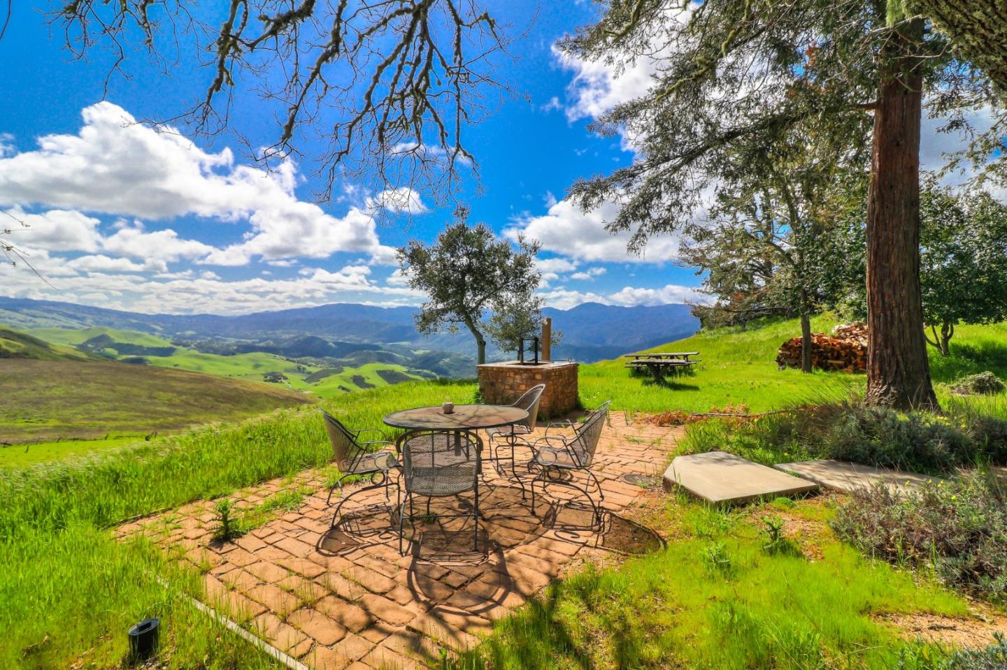 Detail Gallery Image 6 of 105 For 500 El Caminito Rd, Carmel Valley,  CA 93924 - 7 Beds | 7/1 Baths