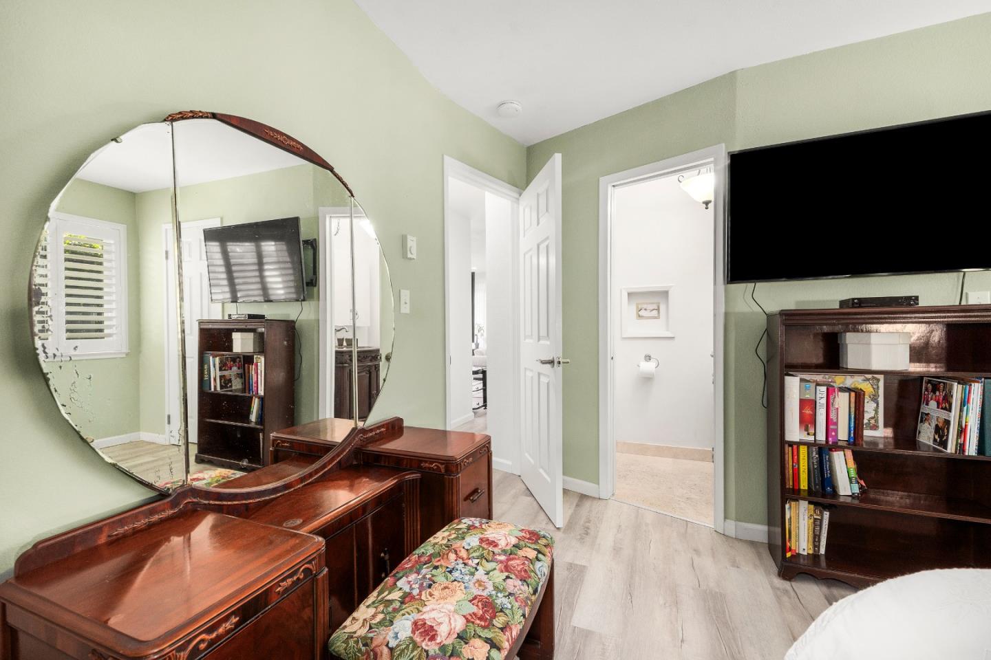 Detail Gallery Image 13 of 30 For 825 Balboa Ave #102,  Capitola,  CA 95010 - 2 Beds | 1/1 Baths