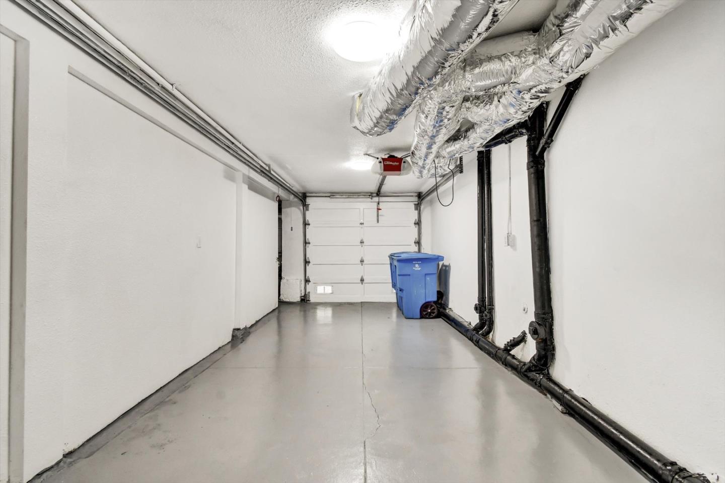 Detail Gallery Image 15 of 29 For 324 Holloway Ave, San Francisco,  CA 94112 - 2 Beds | 1 Baths