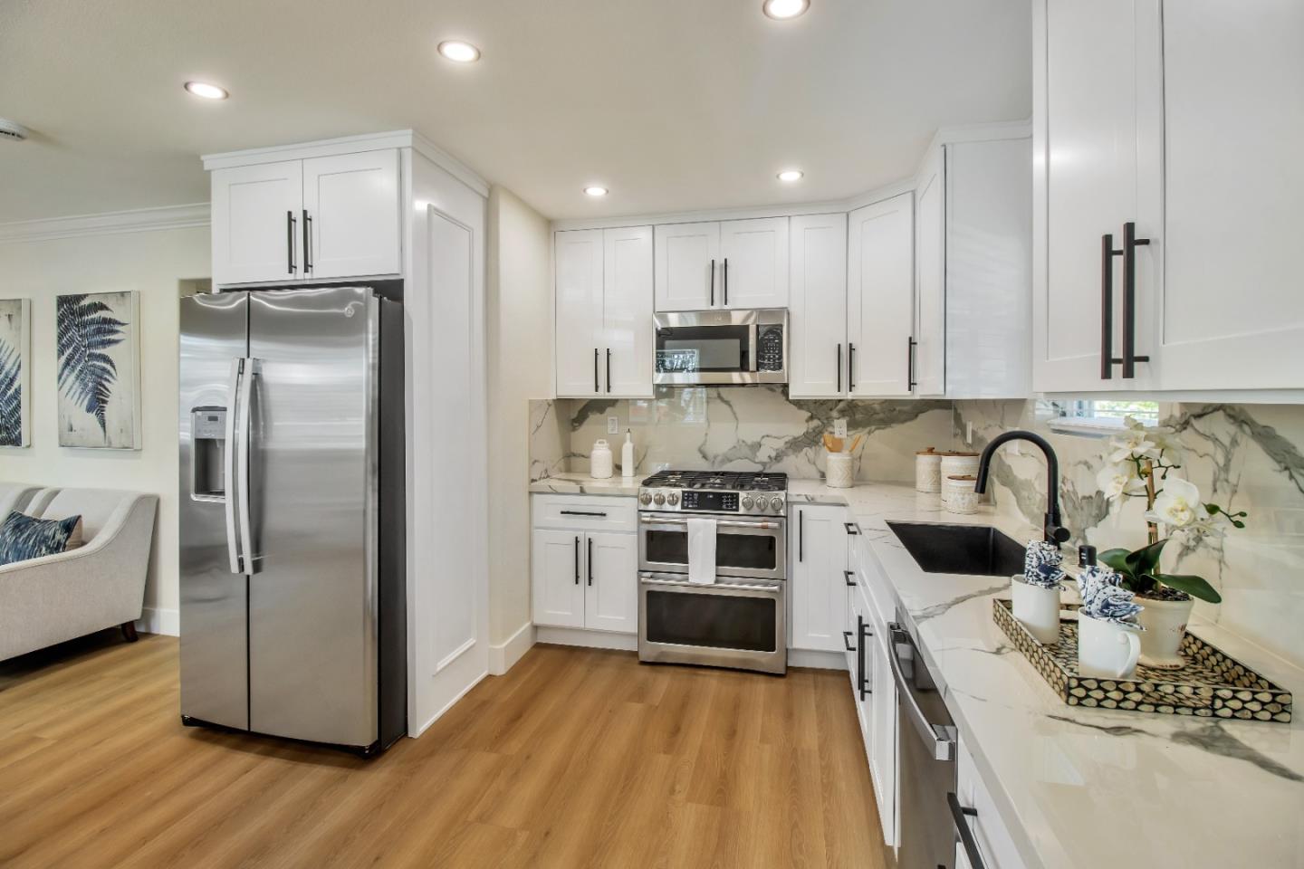 Detail Gallery Image 10 of 35 For 176 N 24th St, San Jose,  CA 95116 - 5 Beds | 3 Baths