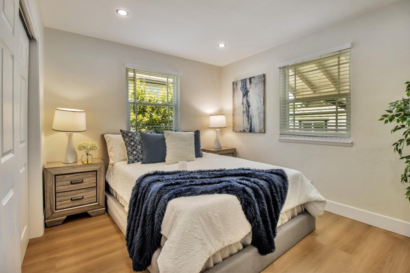 Detail Gallery Image 12 of 35 For 176 N 24th St, San Jose,  CA 95116 - 5 Beds | 3 Baths
