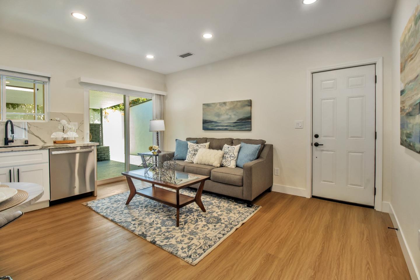Detail Gallery Image 25 of 35 For 176 N 24th St, San Jose,  CA 95116 - 5 Beds | 3 Baths