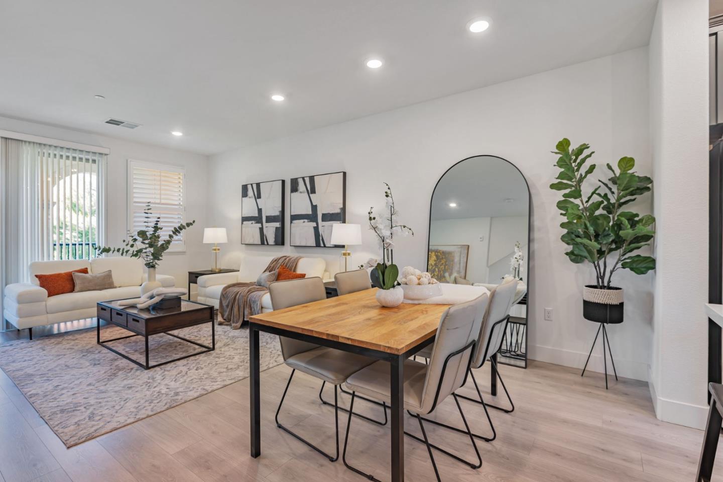 Detail Gallery Image 20 of 57 For 1040 Darwin Ter #4,  Sunnyvale,  CA 94085 - 3 Beds | 3/1 Baths
