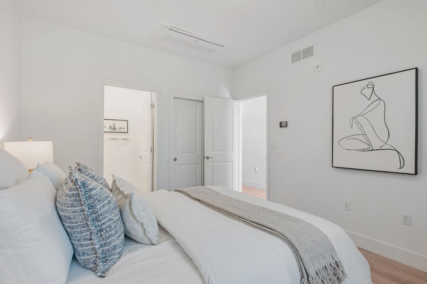 Detail Gallery Image 22 of 57 For 1040 Darwin Ter #4,  Sunnyvale,  CA 94085 - 3 Beds | 3/1 Baths