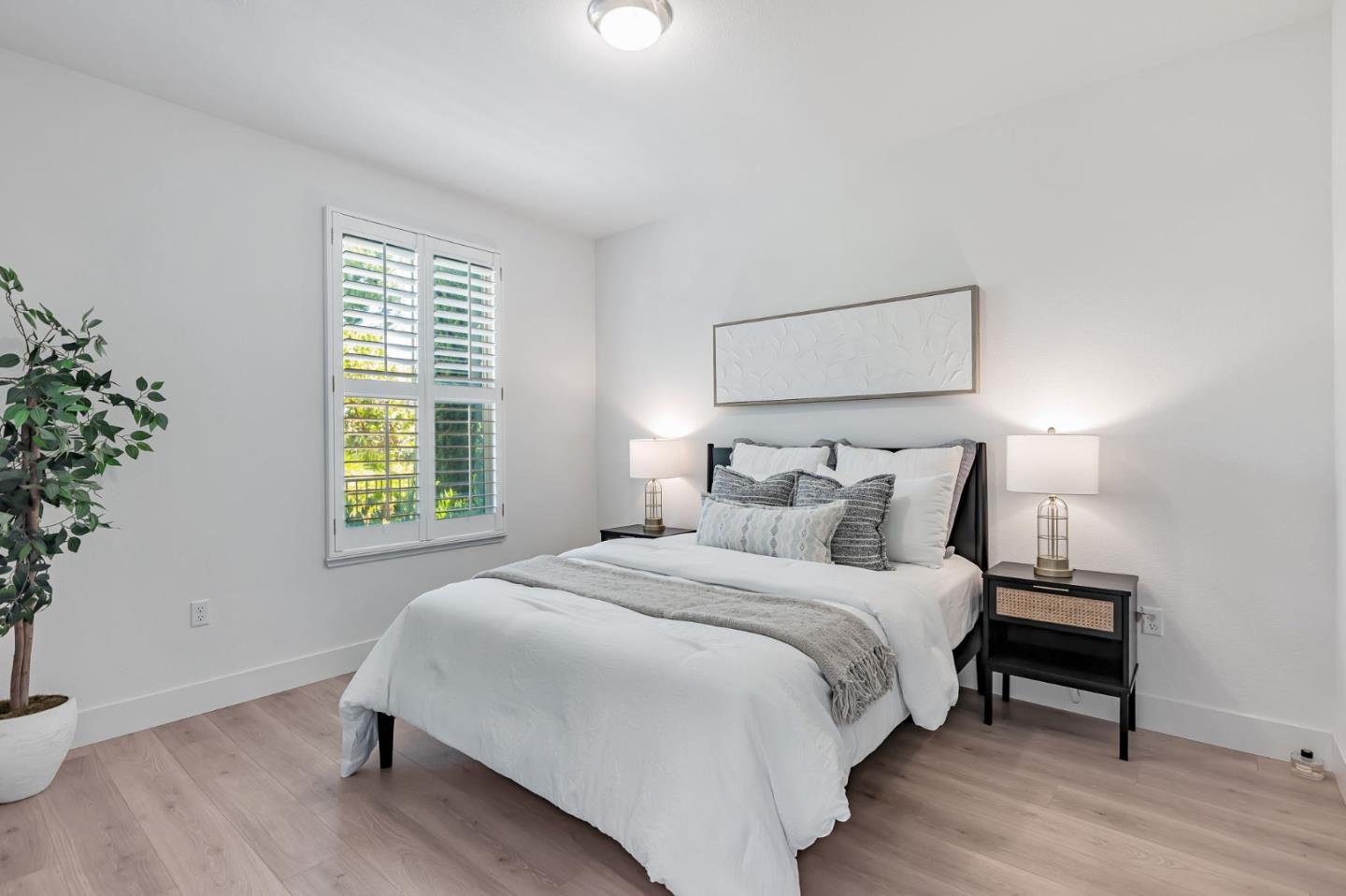 Detail Gallery Image 23 of 57 For 1040 Darwin Ter #4,  Sunnyvale,  CA 94085 - 3 Beds | 3/1 Baths