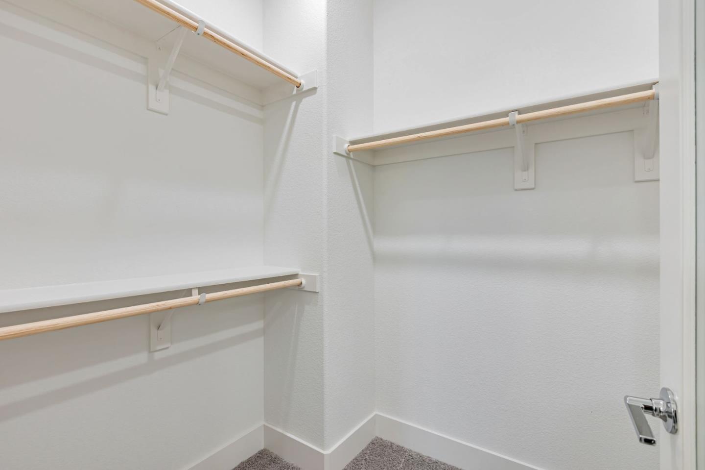 Detail Gallery Image 31 of 57 For 1040 Darwin Ter #4,  Sunnyvale,  CA 94085 - 3 Beds | 3/1 Baths
