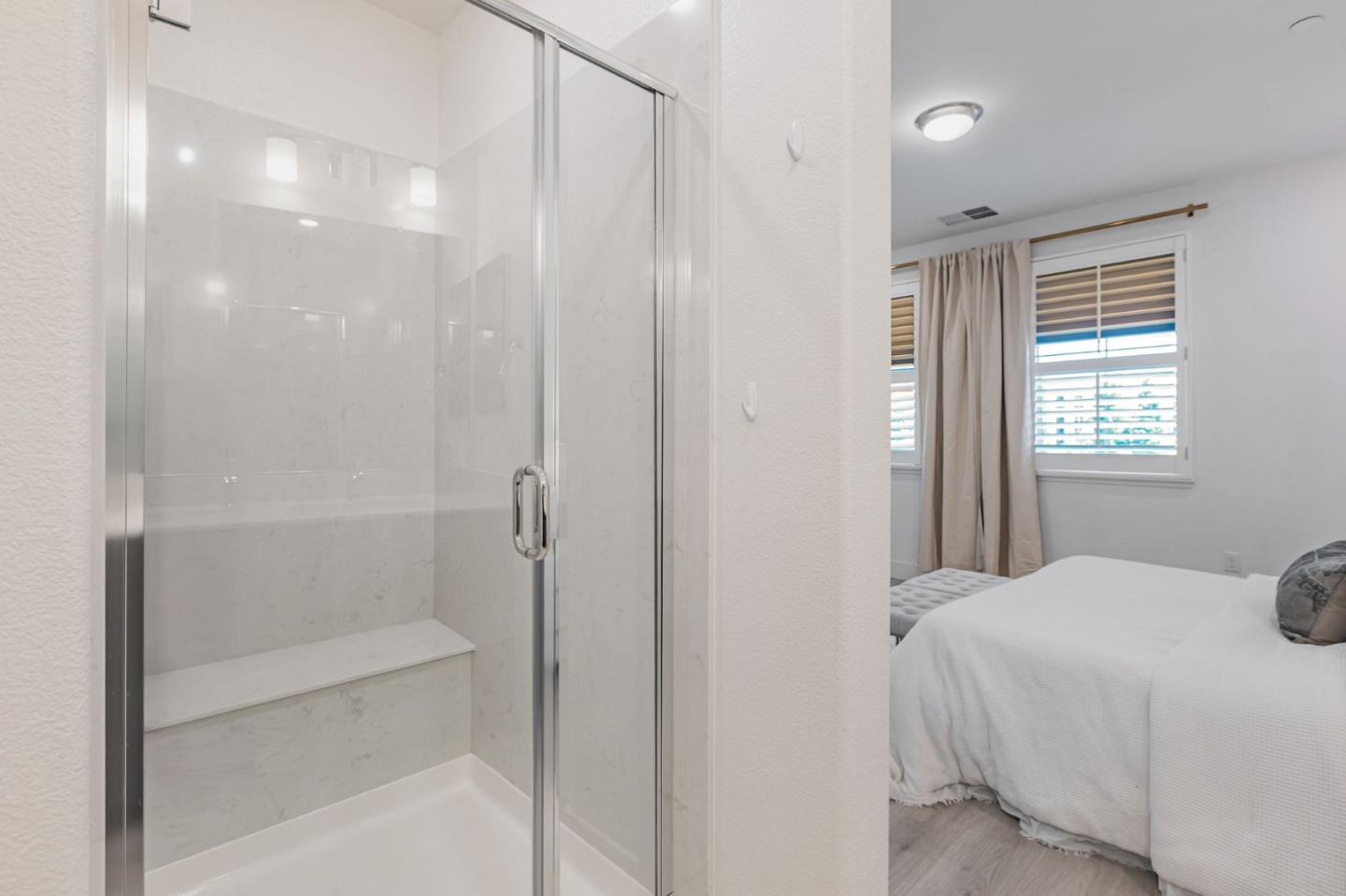 Detail Gallery Image 37 of 57 For 1040 Darwin Ter #4,  Sunnyvale,  CA 94085 - 3 Beds | 3/1 Baths