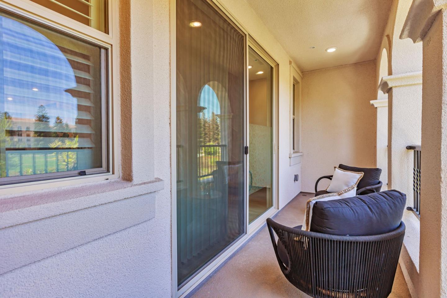 Detail Gallery Image 44 of 57 For 1040 Darwin Ter #4,  Sunnyvale,  CA 94085 - 3 Beds | 3/1 Baths