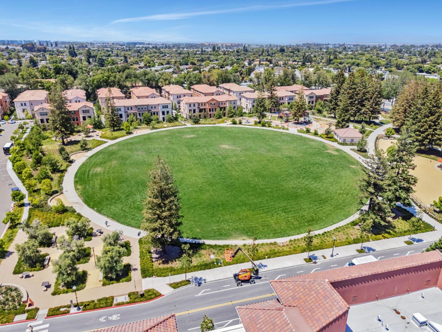 Detail Gallery Image 56 of 57 For 1040 Darwin Ter #4,  Sunnyvale,  CA 94085 - 3 Beds | 3/1 Baths