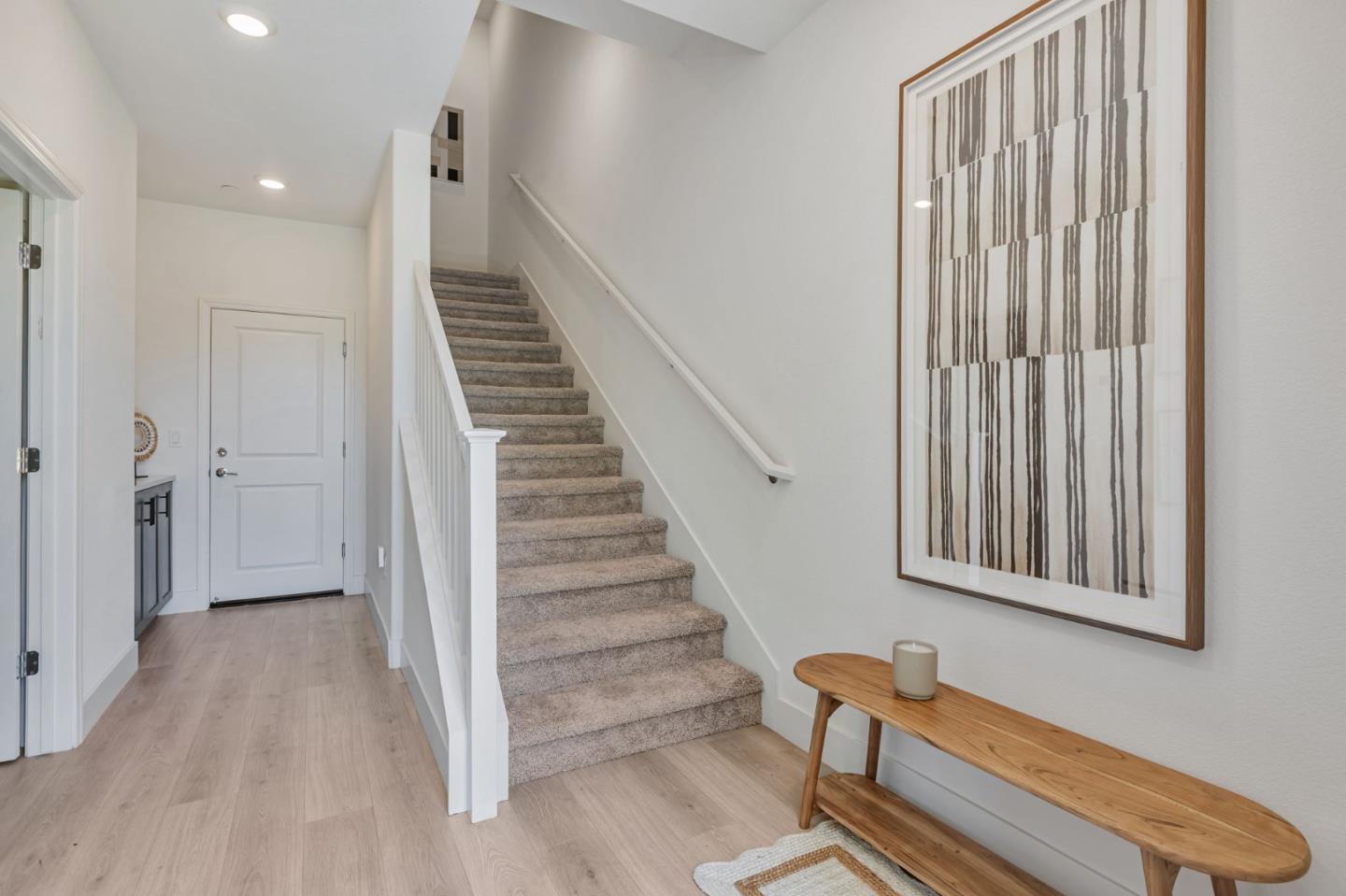 Detail Gallery Image 7 of 57 For 1040 Darwin Ter #4,  Sunnyvale,  CA 94085 - 3 Beds | 3/1 Baths