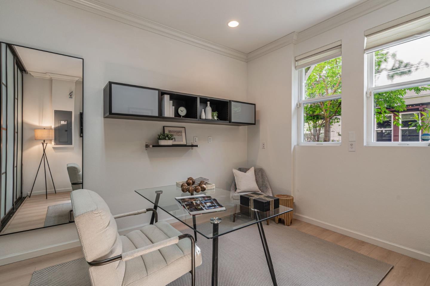 Detail Gallery Image 16 of 36 For 207 Peppermint Tree Ter #4,  Sunnyvale,  CA 94086 - 3 Beds | 3 Baths