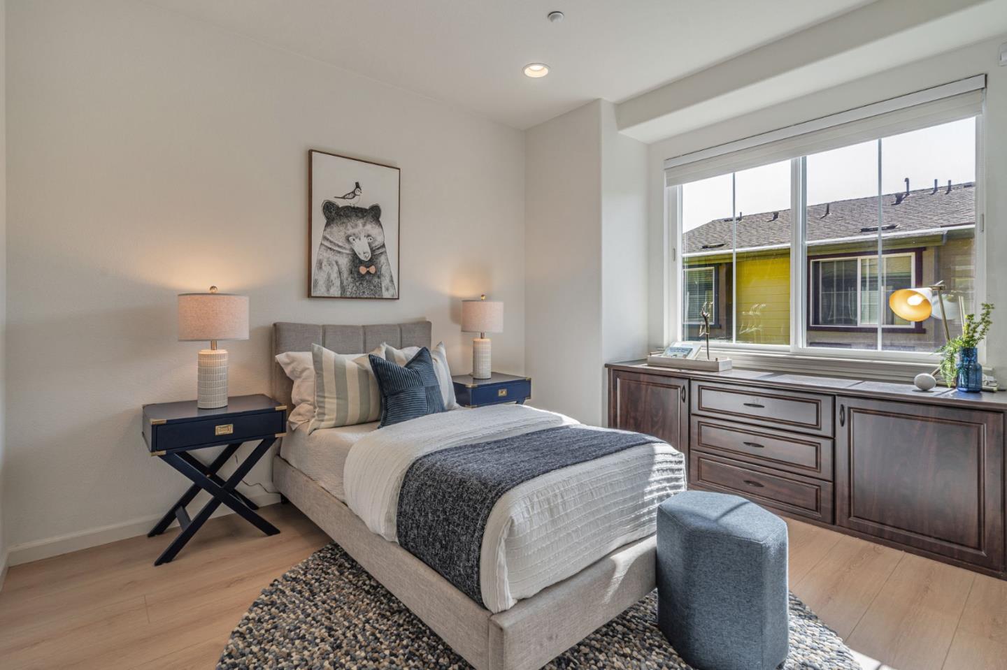 Detail Gallery Image 20 of 36 For 207 Peppermint Tree Ter #4,  Sunnyvale,  CA 94086 - 3 Beds | 3 Baths
