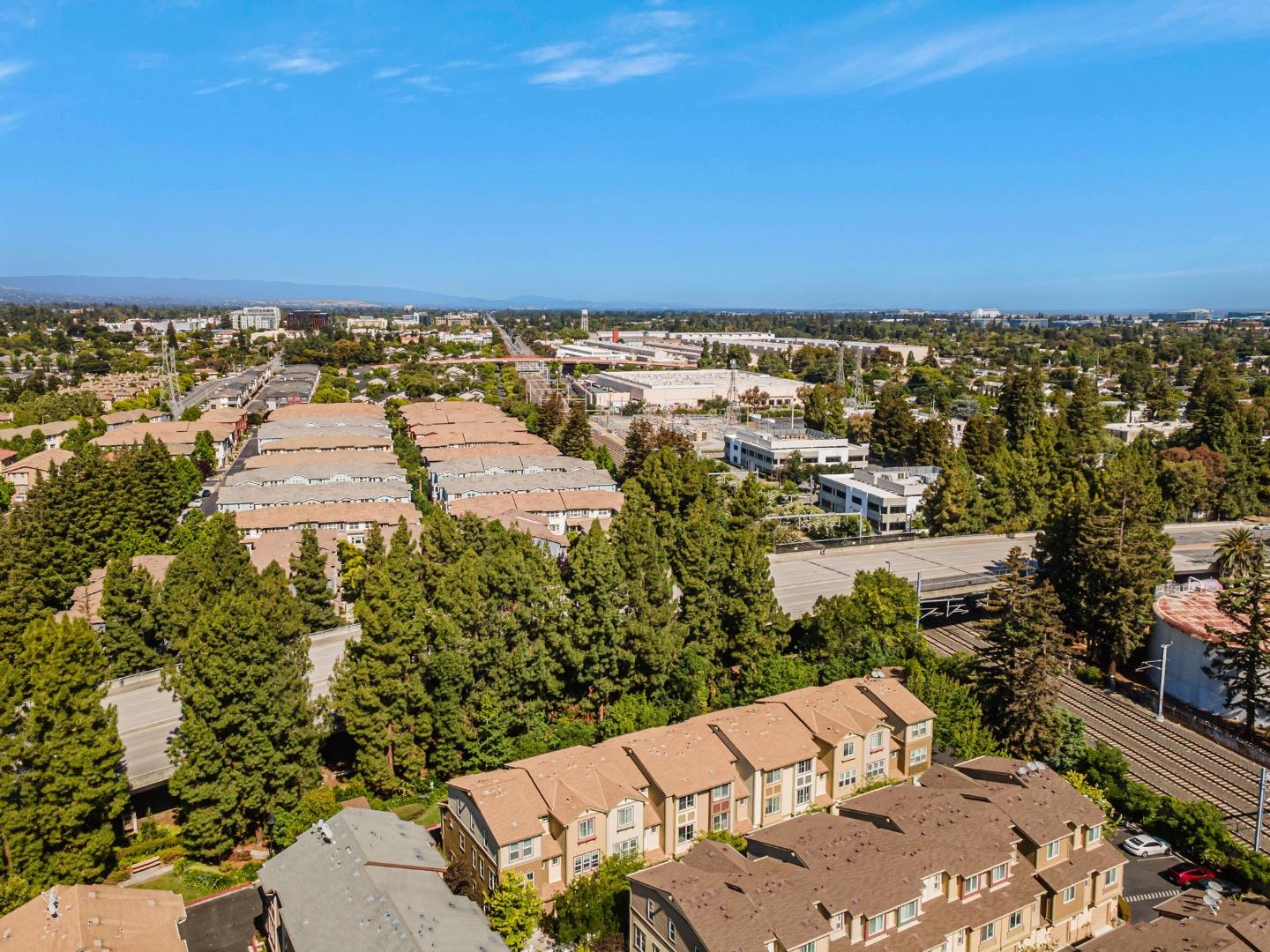 Detail Gallery Image 36 of 36 For 207 Peppermint Tree Ter #4,  Sunnyvale,  CA 94086 - 3 Beds | 3 Baths