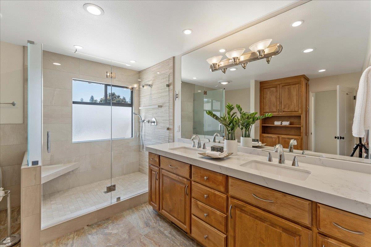 Detail Gallery Image 27 of 40 For 115 El Pinar, Los Gatos,  CA 95032 - 2 Beds | 2 Baths
