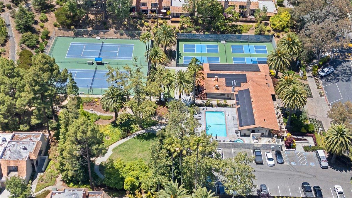 Detail Gallery Image 34 of 40 For 115 El Pinar, Los Gatos,  CA 95032 - 2 Beds | 2 Baths