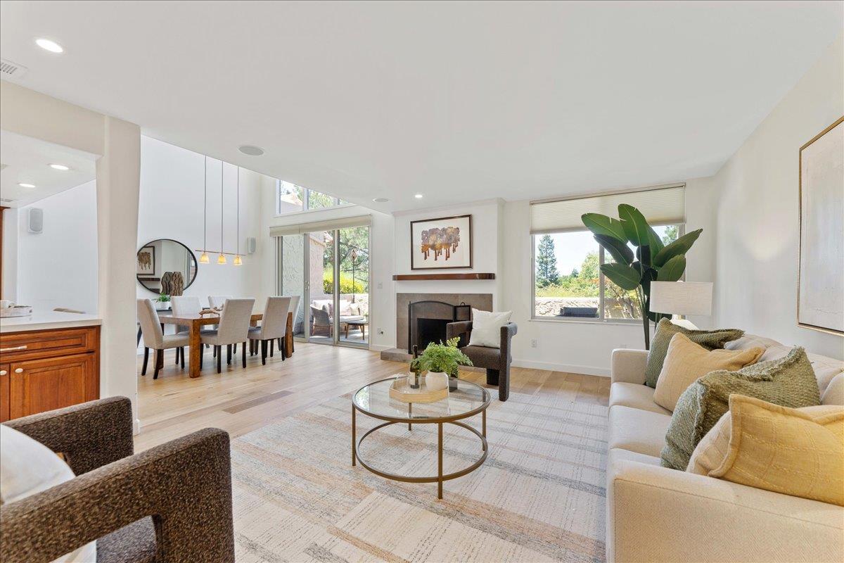 Detail Gallery Image 8 of 40 For 115 El Pinar, Los Gatos,  CA 95032 - 2 Beds | 2 Baths