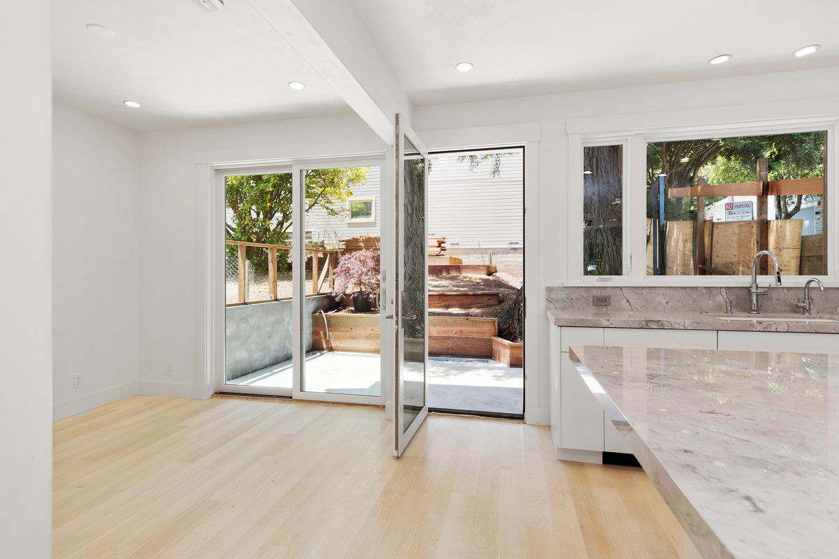 Detail Gallery Image 14 of 28 For 95 Nordhoff St, San Francisco,  CA 94131 - 4 Beds | 5 Baths