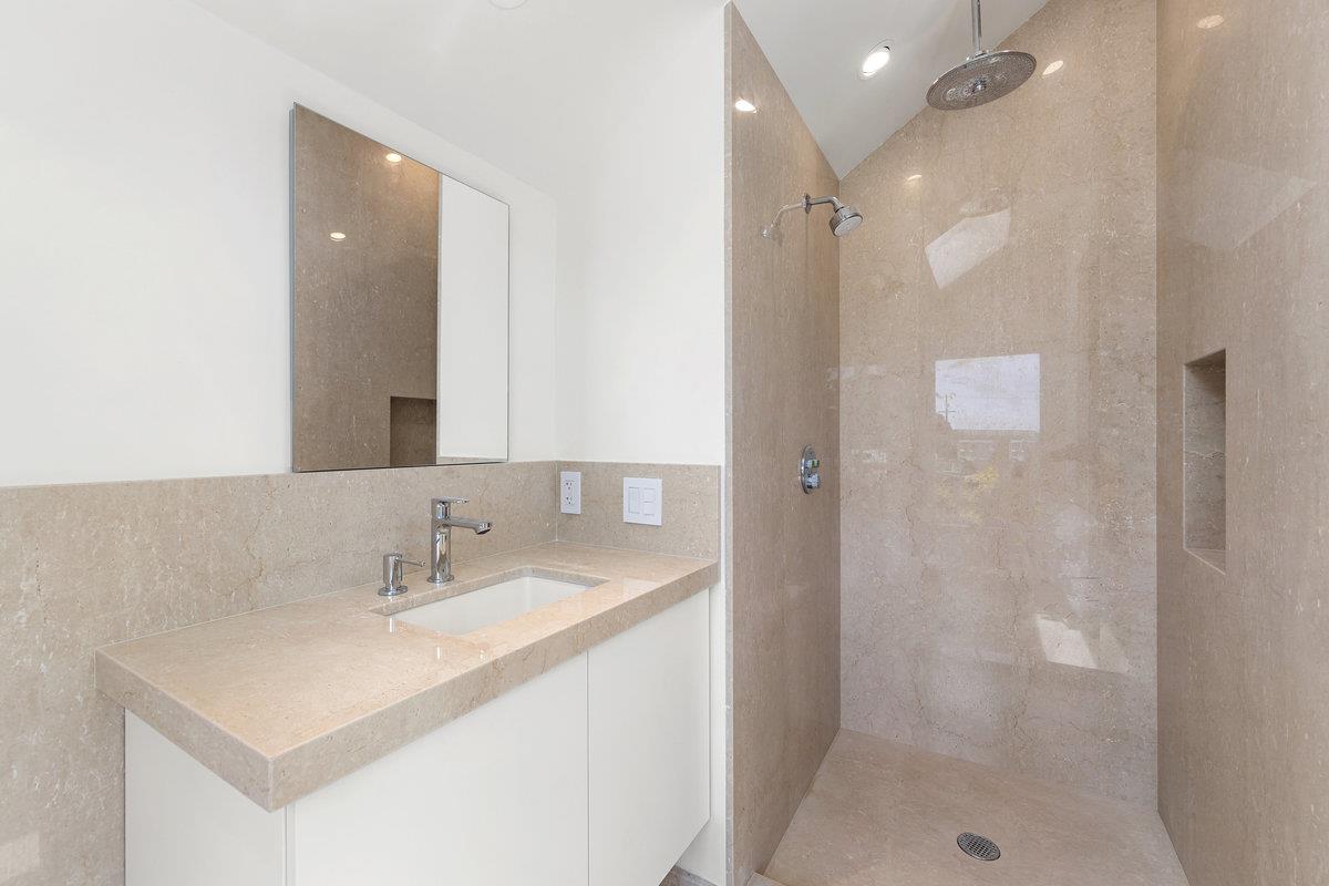 Detail Gallery Image 19 of 28 For 95 Nordhoff St, San Francisco,  CA 94131 - 4 Beds | 5 Baths