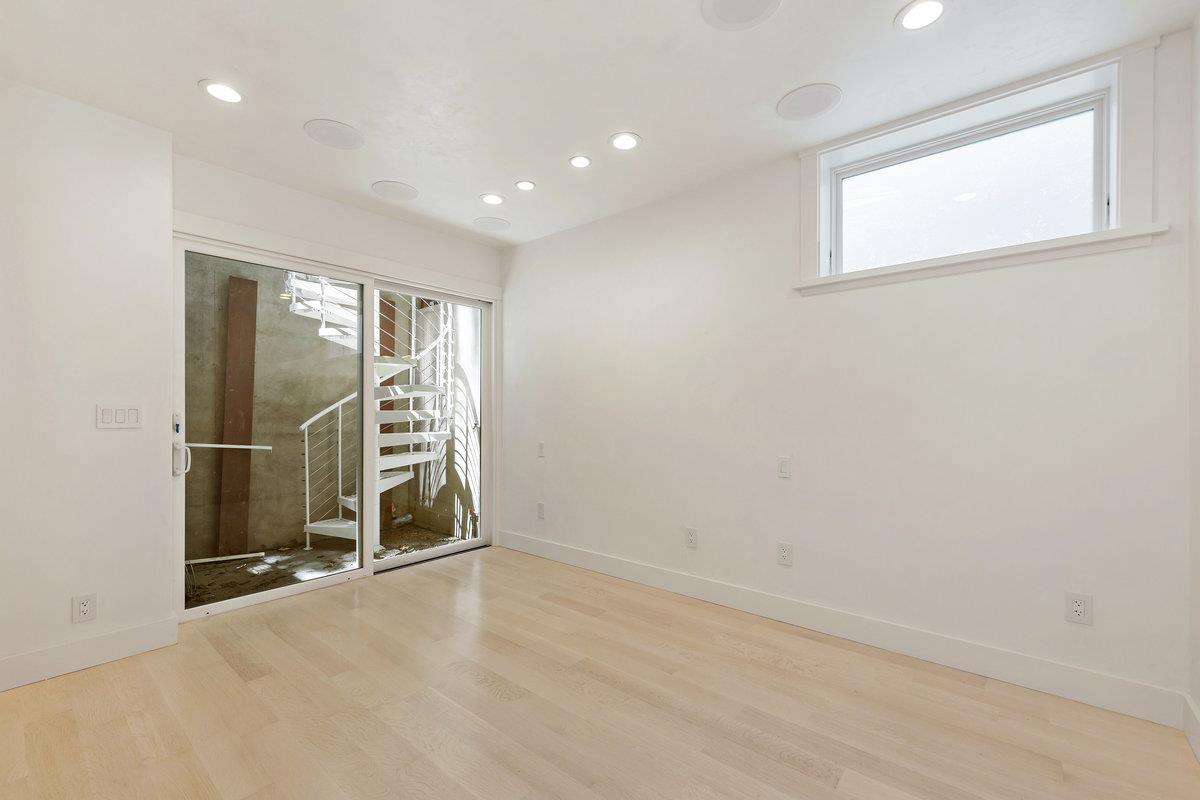 Detail Gallery Image 26 of 28 For 95 Nordhoff St, San Francisco,  CA 94131 - 4 Beds | 5 Baths