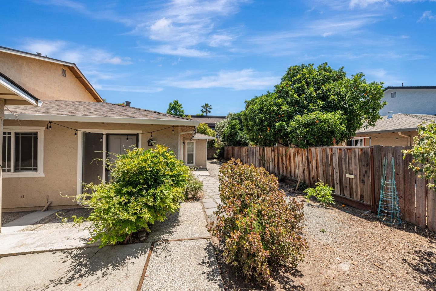 Detail Gallery Image 3 of 37 For 6422 Trinidad Dr, San Jose,  CA 95120 - 2 Beds | 2 Baths