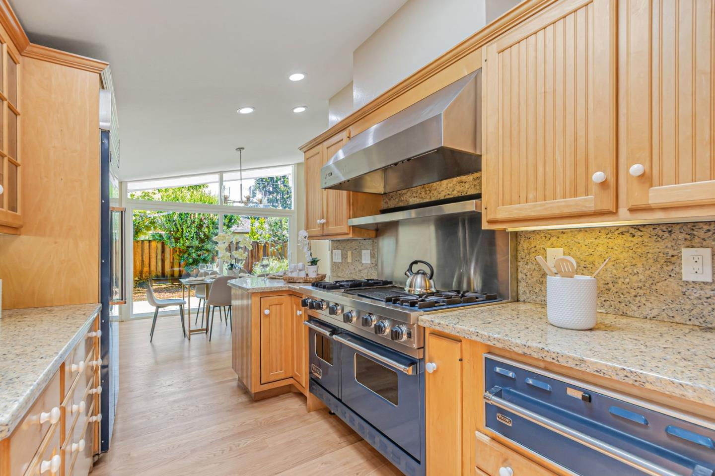Detail Gallery Image 10 of 53 For 3846 Shasta Dr, Santa Clara,  CA 95051 - 4 Beds | 3 Baths