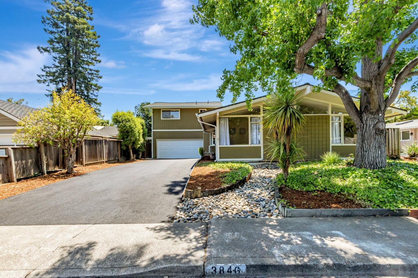 Detail Gallery Image 2 of 53 For 3846 Shasta Dr, Santa Clara,  CA 95051 - 4 Beds | 3 Baths