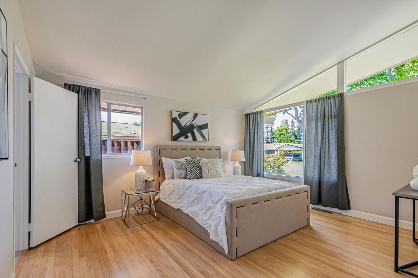 Detail Gallery Image 25 of 53 For 3846 Shasta Dr, Santa Clara,  CA 95051 - 4 Beds | 3 Baths