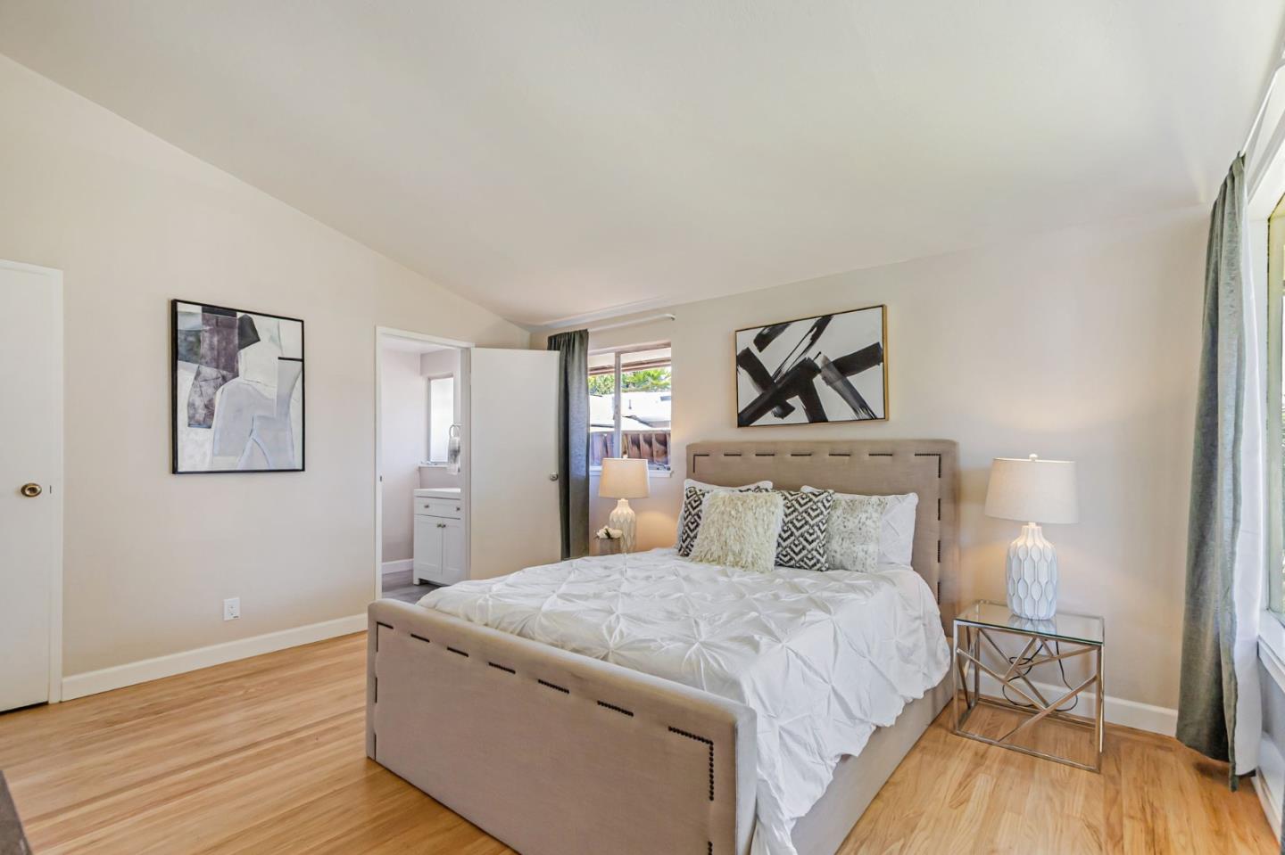 Detail Gallery Image 26 of 53 For 3846 Shasta Dr, Santa Clara,  CA 95051 - 4 Beds | 3 Baths