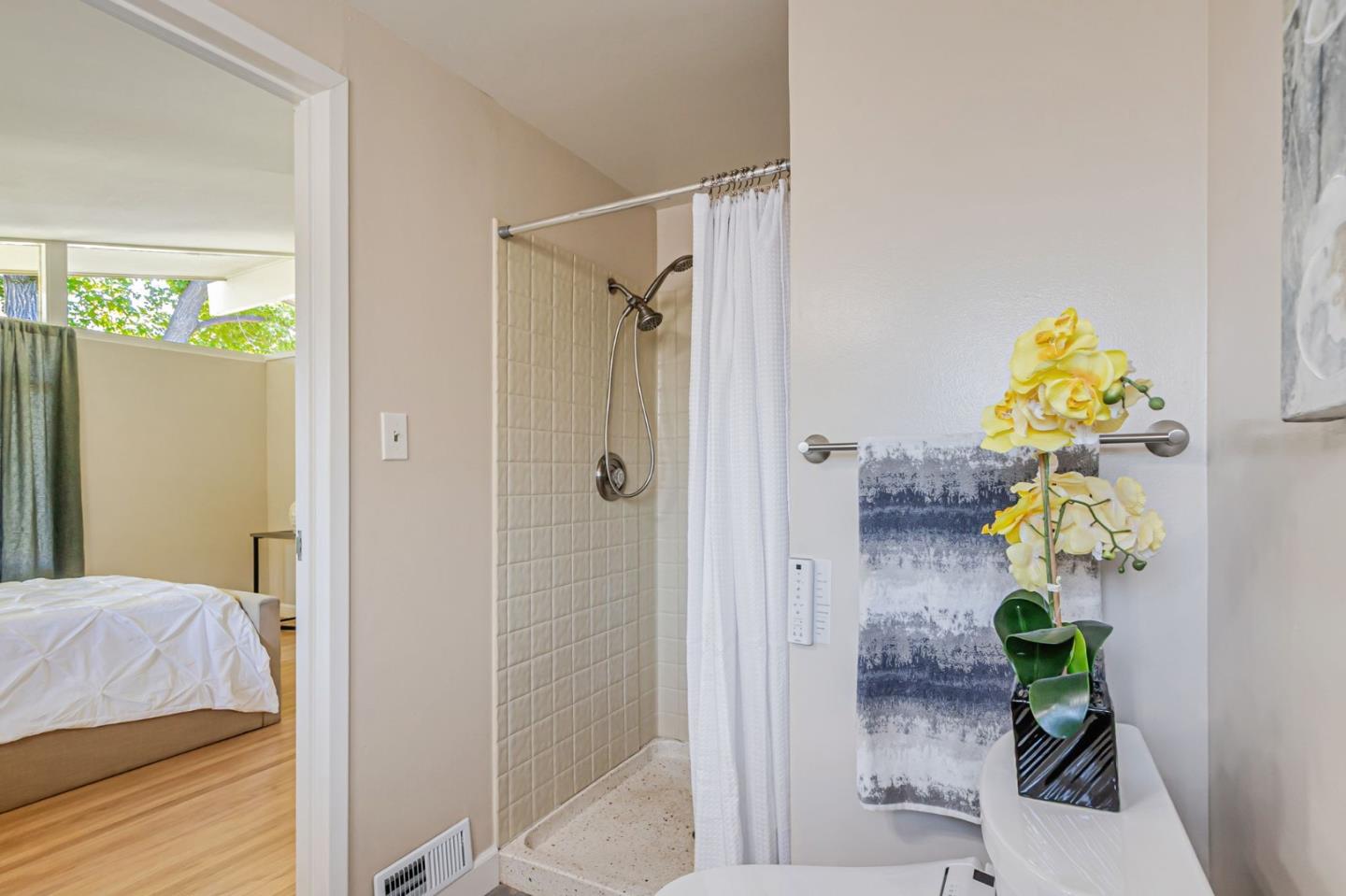 Detail Gallery Image 30 of 53 For 3846 Shasta Dr, Santa Clara,  CA 95051 - 4 Beds | 3 Baths