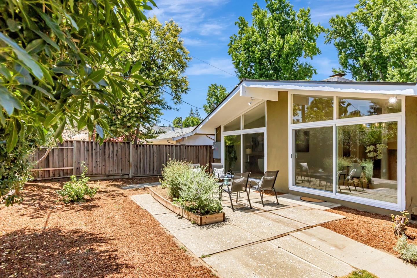 Detail Gallery Image 48 of 53 For 3846 Shasta Dr, Santa Clara,  CA 95051 - 4 Beds | 3 Baths