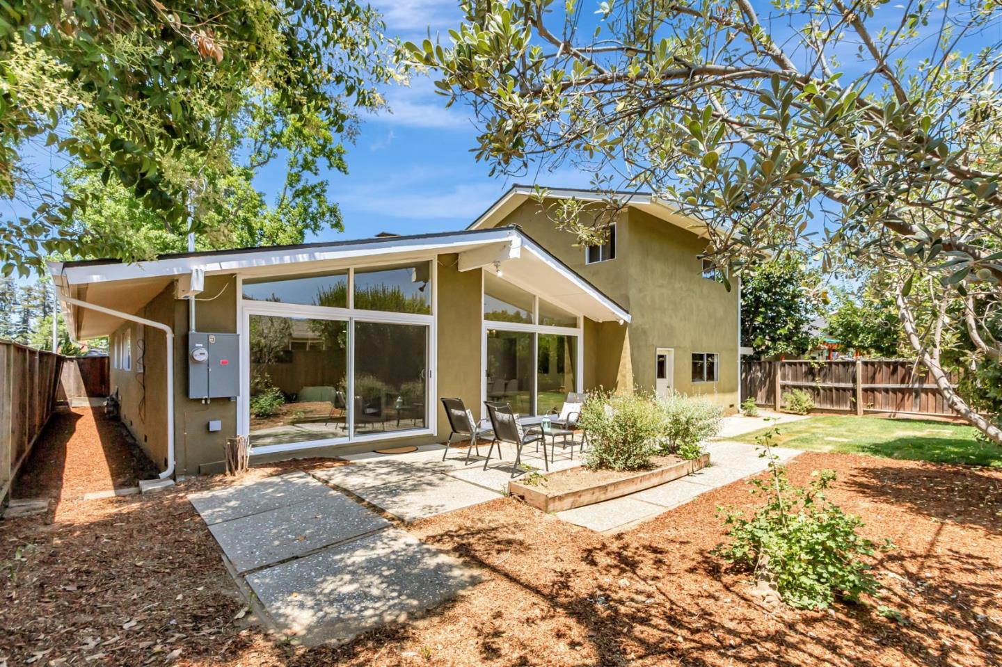 Detail Gallery Image 49 of 53 For 3846 Shasta Dr, Santa Clara,  CA 95051 - 4 Beds | 3 Baths
