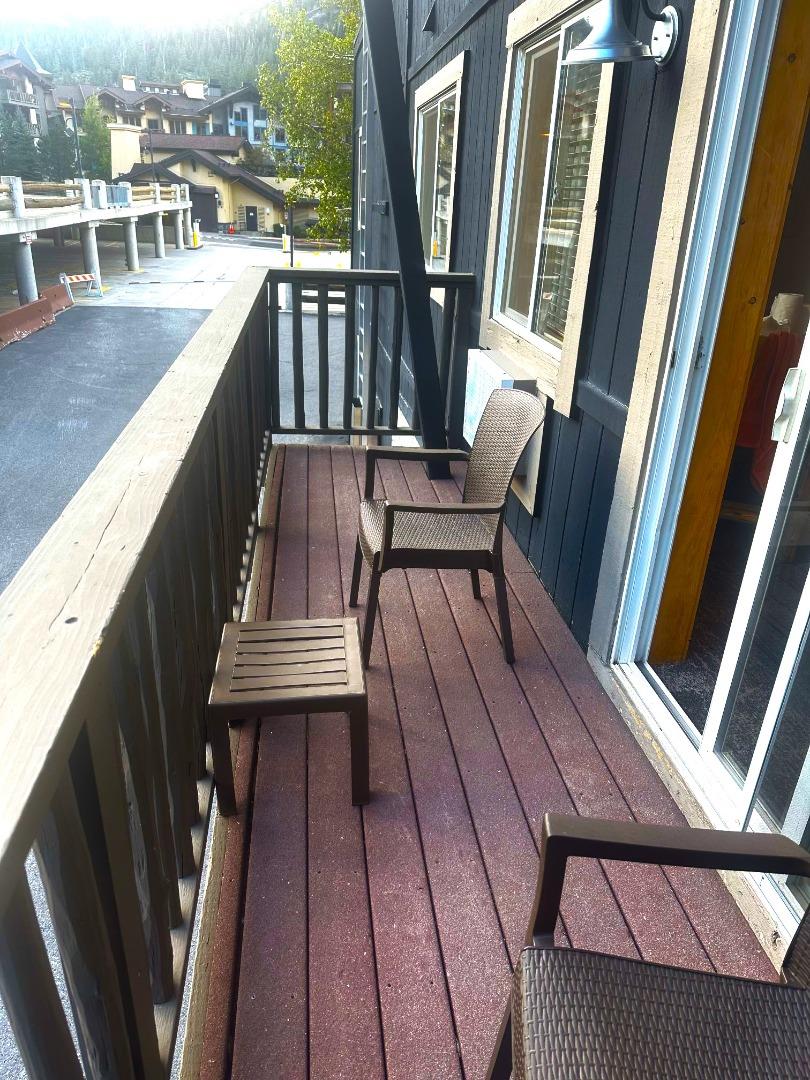 Detail Gallery Image 8 of 10 For 1 Red Wolf Lodge, Olympic Valley,  CA 96146 - 2 Beds | 1 Baths