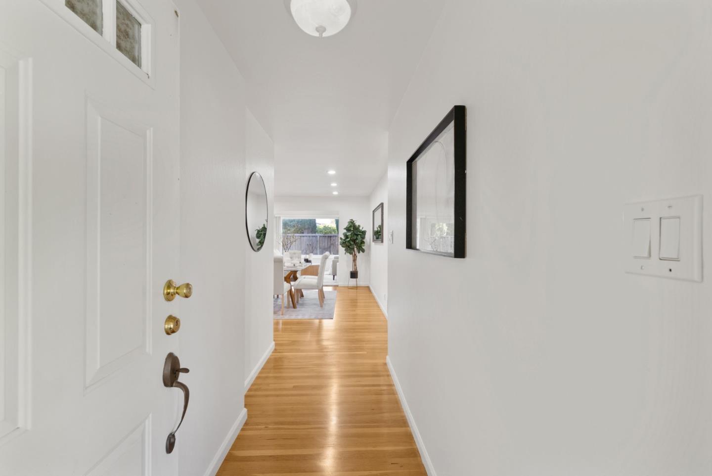 Detail Gallery Image 5 of 46 For 4555 Mccoy Ave, San Jose,  CA 95130 - 4 Beds | 2 Baths