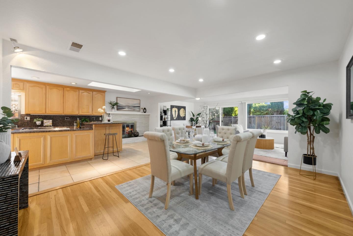 Detail Gallery Image 6 of 46 For 4555 Mccoy Ave, San Jose,  CA 95130 - 4 Beds | 2 Baths