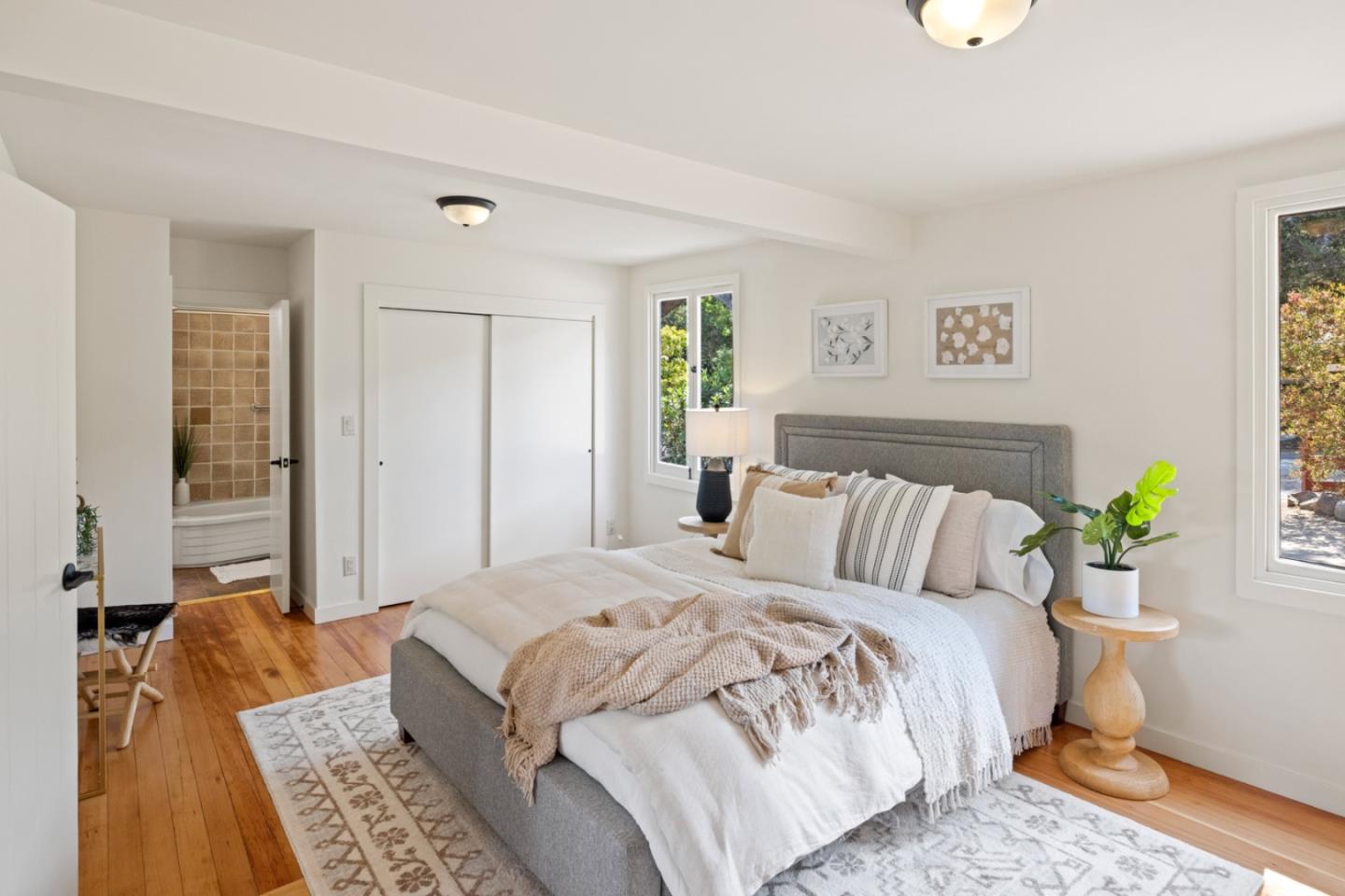 Detail Gallery Image 19 of 45 For 18 Upper Cir, Carmel Valley,  CA 93924 - 5 Beds | 2 Baths
