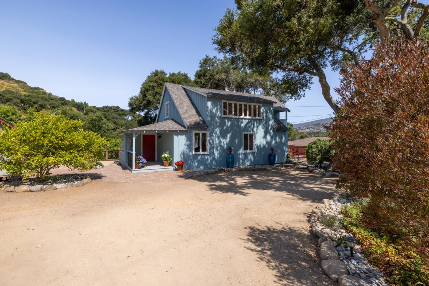 Detail Gallery Image 40 of 45 For 18 Upper Cir, Carmel Valley,  CA 93924 - 5 Beds | 2 Baths