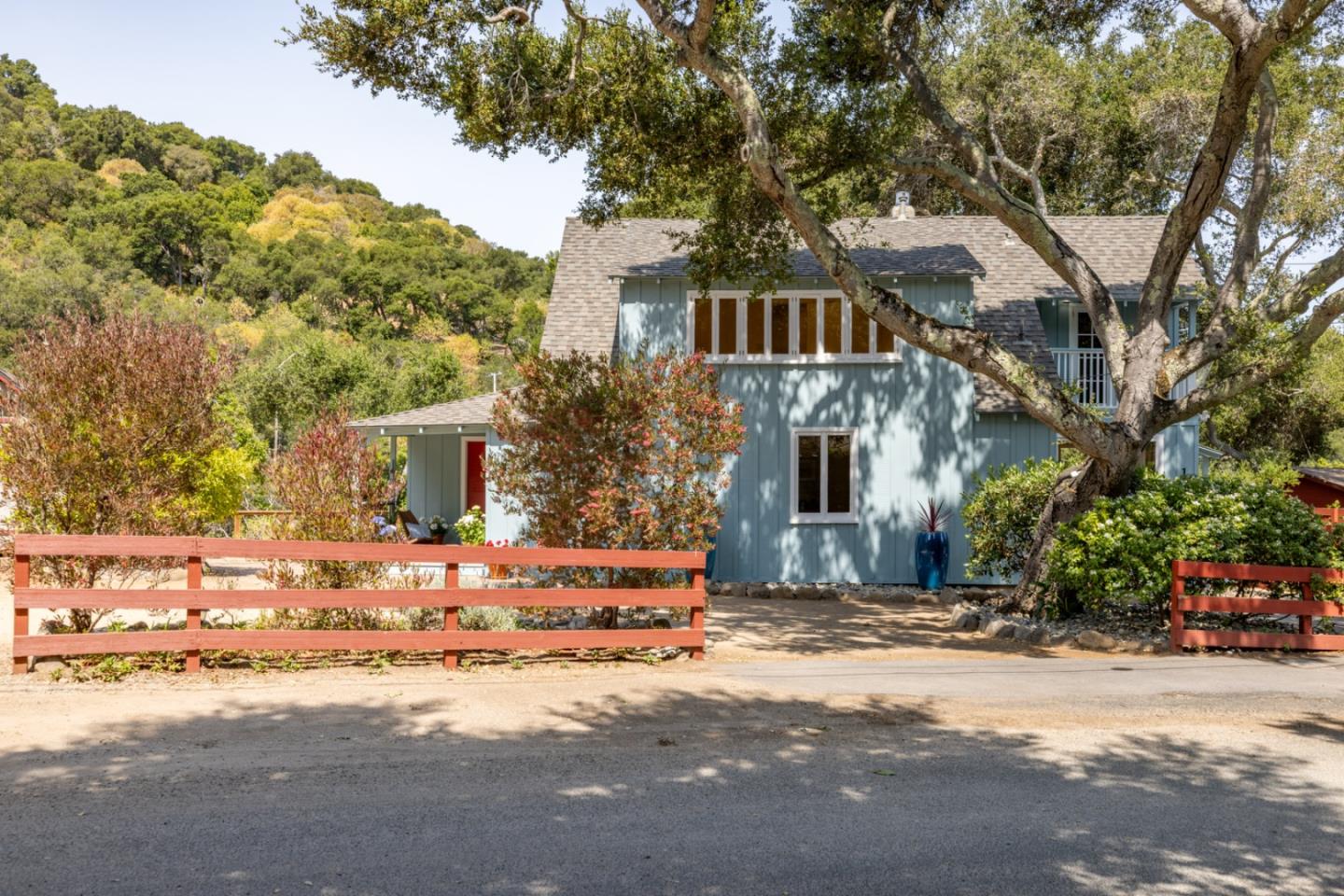 Detail Gallery Image 44 of 45 For 18 Upper Cir, Carmel Valley,  CA 93924 - 5 Beds | 2 Baths