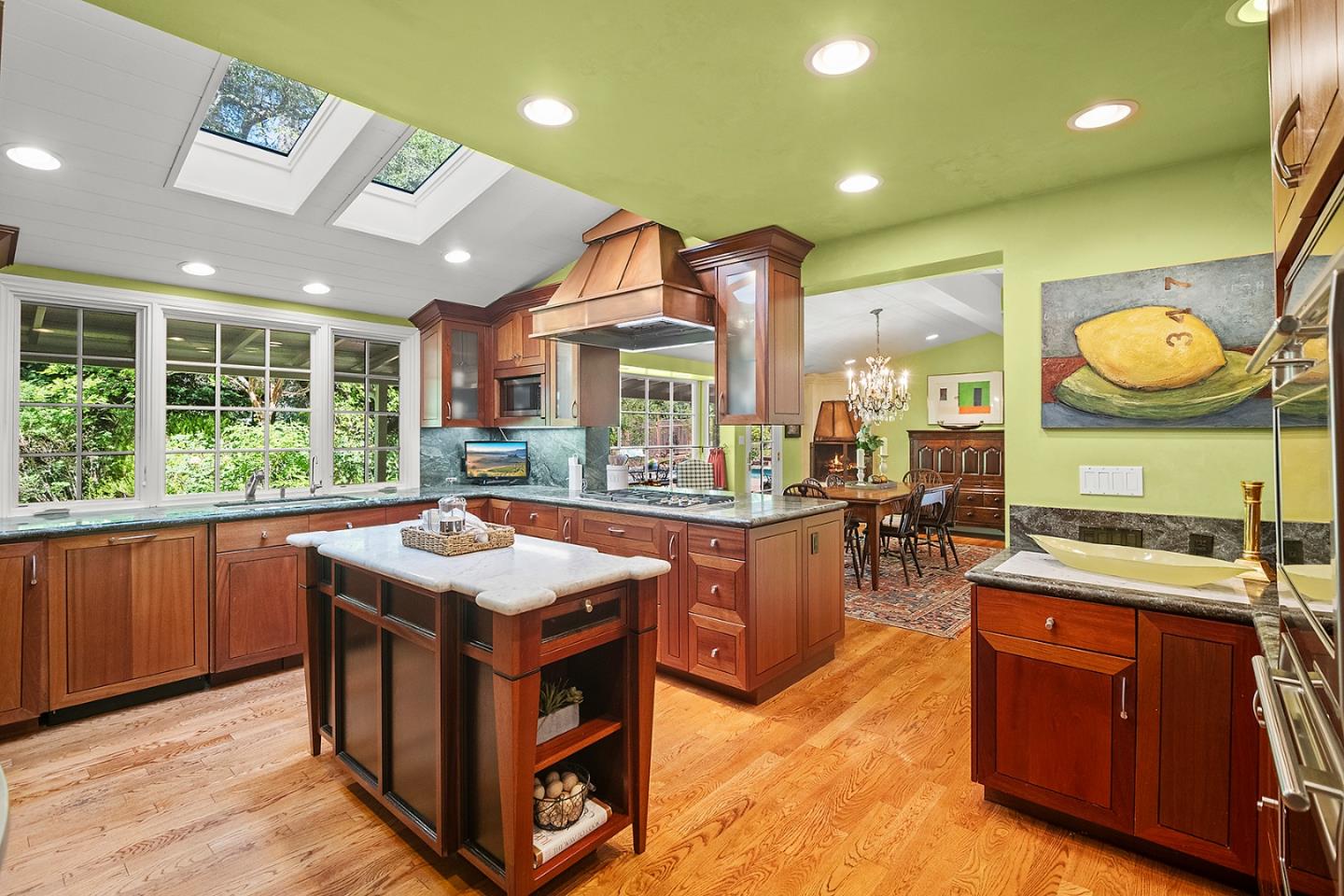 Detail Gallery Image 19 of 61 For 15745 Peach Hill Rd, Saratoga,  CA 95070 - 4 Beds | 3 Baths