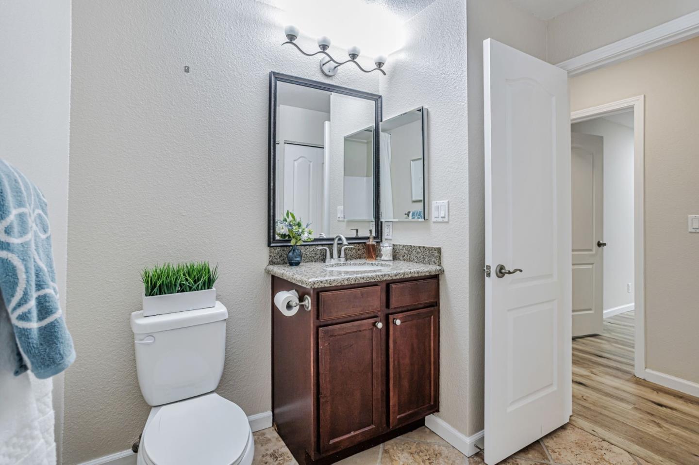 Detail Gallery Image 19 of 32 For 644 Teatree Ct, San Jose,  CA 95128 - 2 Beds | 2 Baths