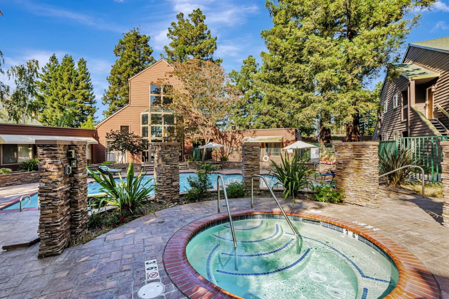 Detail Gallery Image 23 of 32 For 644 Teatree Ct, San Jose,  CA 95128 - 2 Beds | 2 Baths